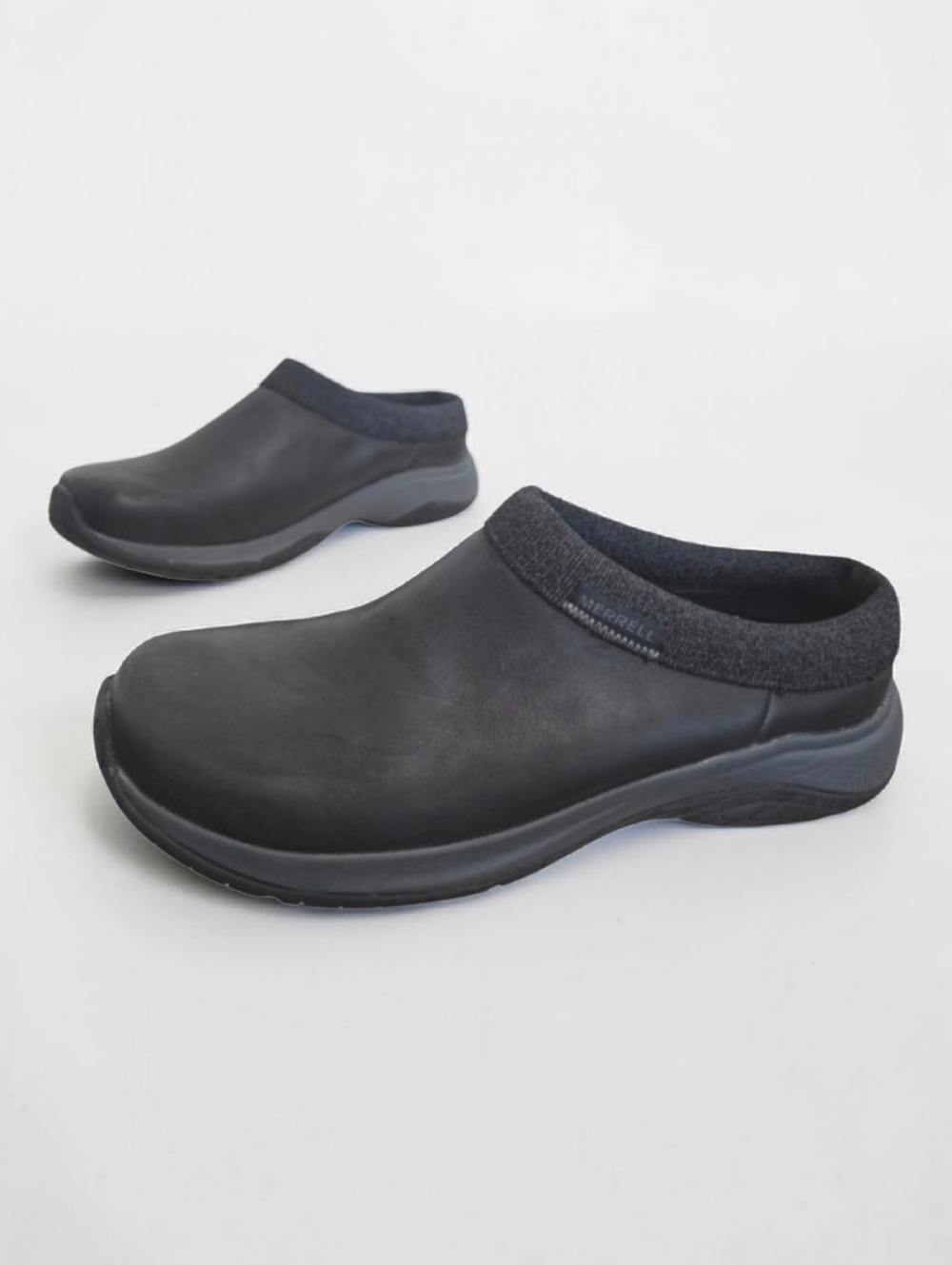 Merrell Encore Nova 5 slip on Black Lined leather Clogs size 8.5 Wide Comfort